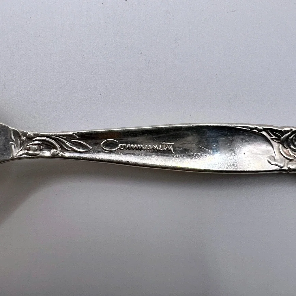 Holmes & Edwards Community Flatware Set Kids 4.5in Silver Good Floral Vintage